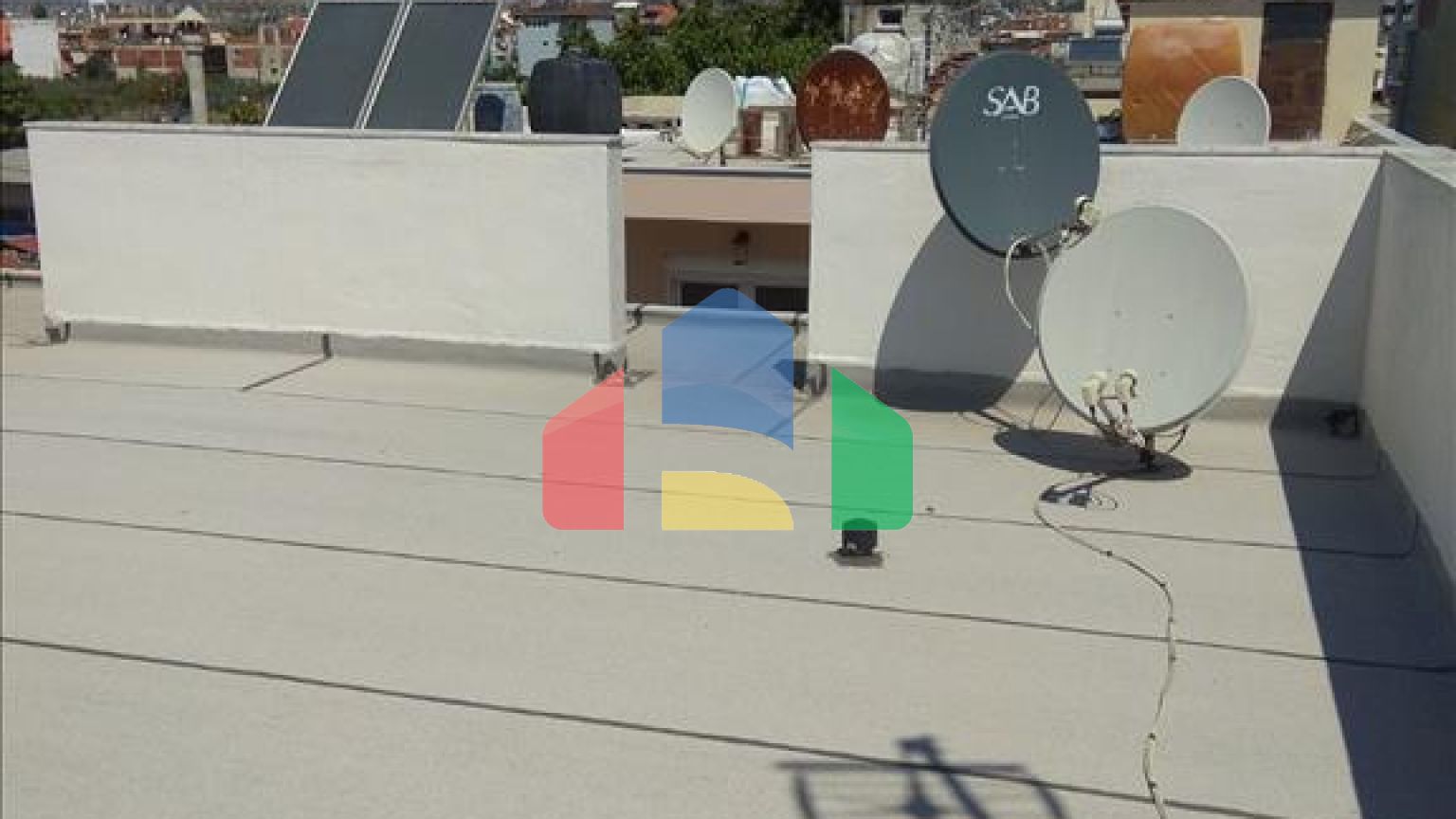 Продаж - Котедж 375 m² в Салоніках