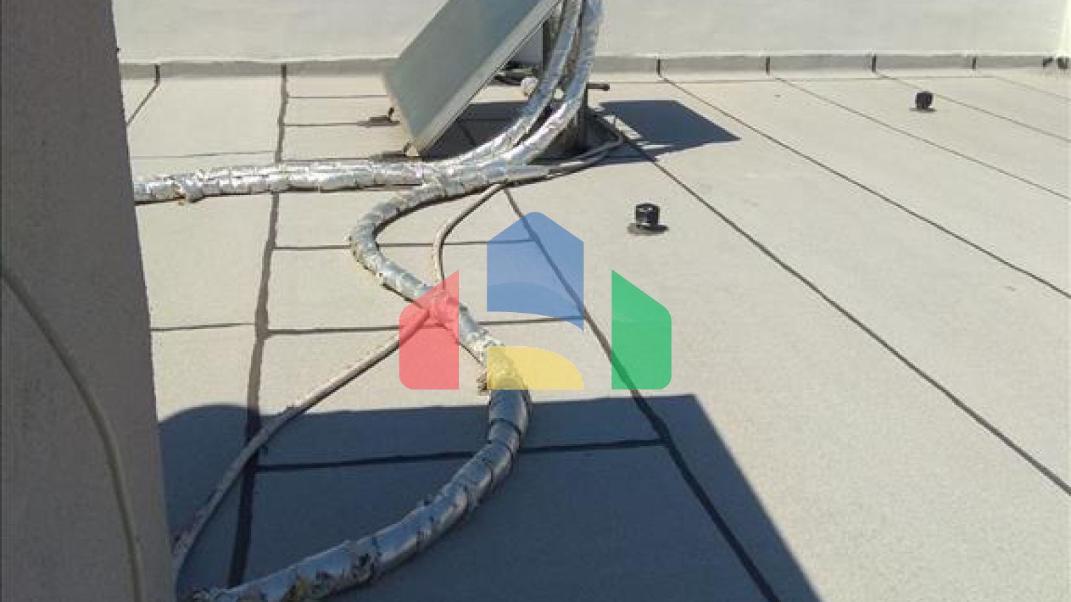 Продаж - Котедж 375 m² в Салоніках