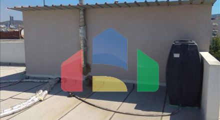 Продаж - Котедж 375 m² в Салоніках