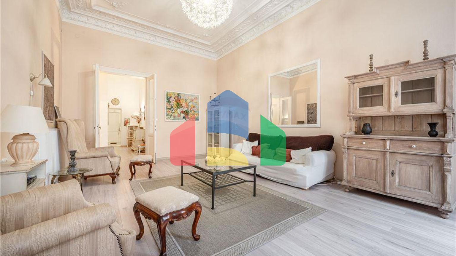 Residential - Condo/Apartment - - Hungary