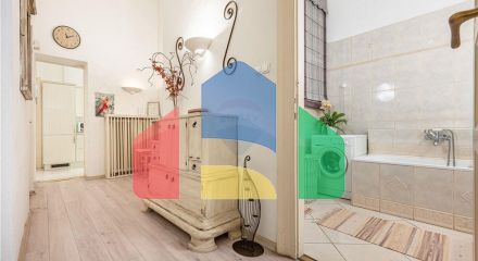 Residential - Condo/Apartment - - Hungary