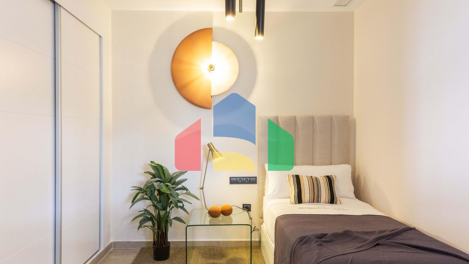 Апартаменты с 2 спальнями и захватывающим видом на море на первой линии пляжа