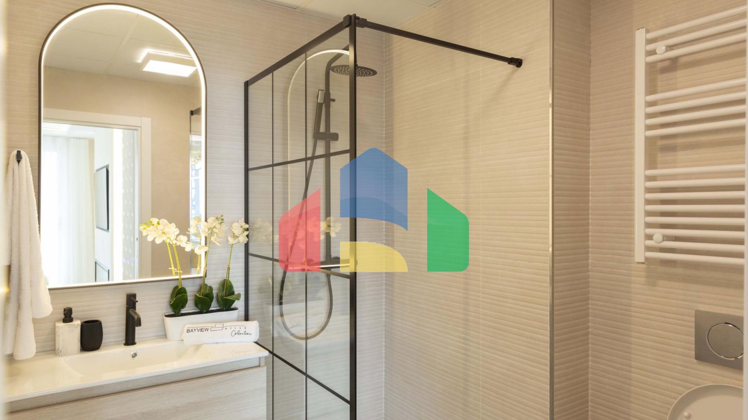 Апартаменты с 2 спальнями и захватывающим видом на море на первой линии пляжа