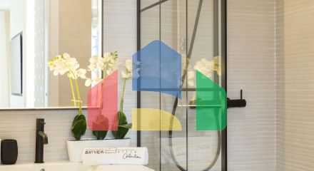 Апартаменты с 2 спальнями и захватывающим видом на море на первой линии пляжа