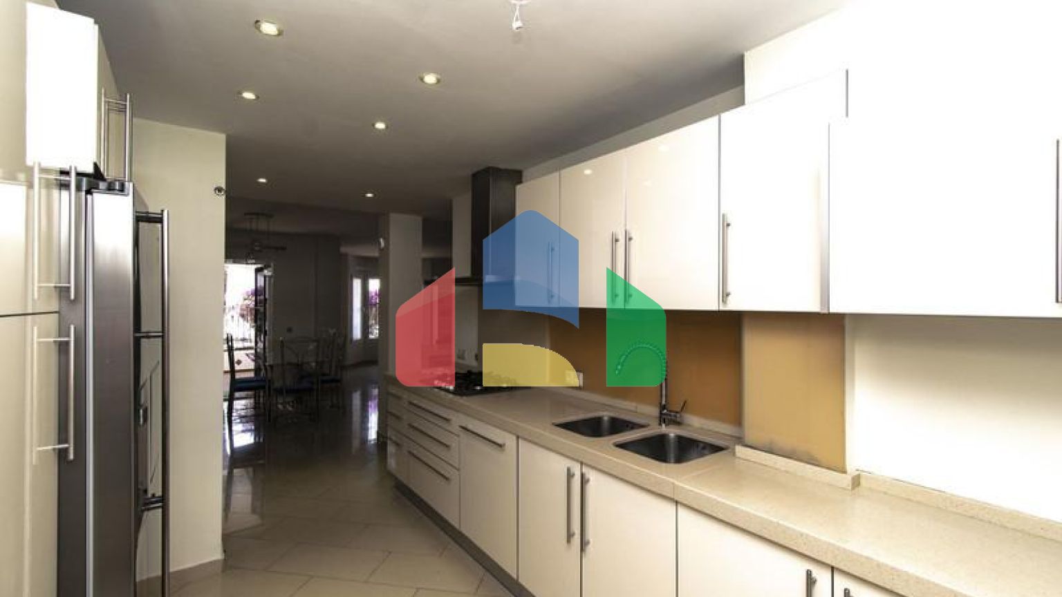 Квартира на первом этаже на продажу в Новой Андалусии