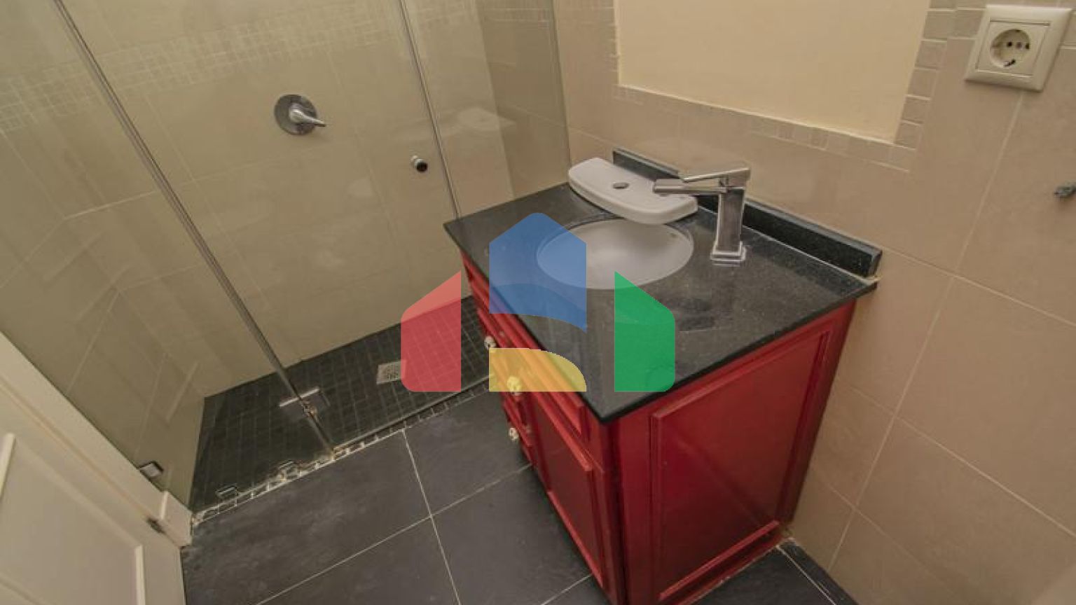 Квартира на первом этаже на продажу в Новой Андалусии