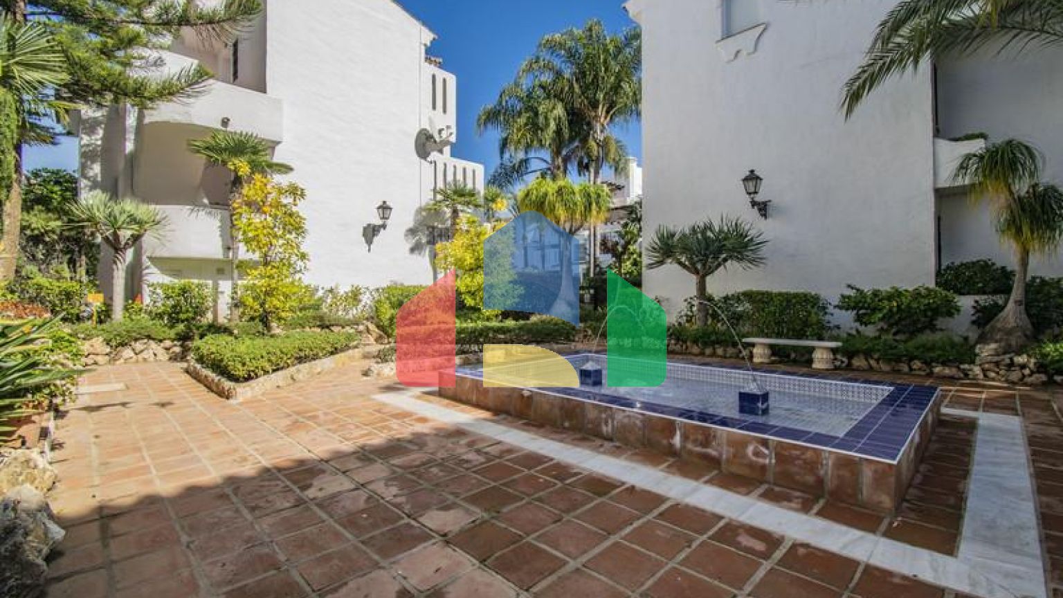 Квартира на первом этаже на продажу в Новой Андалусии