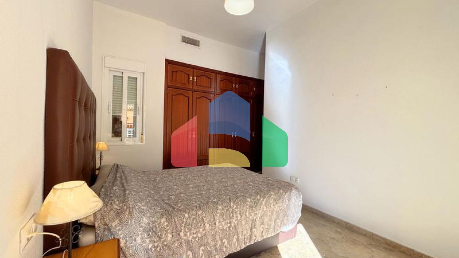 (EN) CHARMING APARTMENT IN THE HEART OF MARBELLA WITH PARTIAL SEA VIEWS.