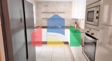 Апартаменты на среднем этаже для продажи в Нуэва Андалусия, Марбелья Апартаменты на среднем этаже для продажи в Нуэва Андалусия, Марбелья