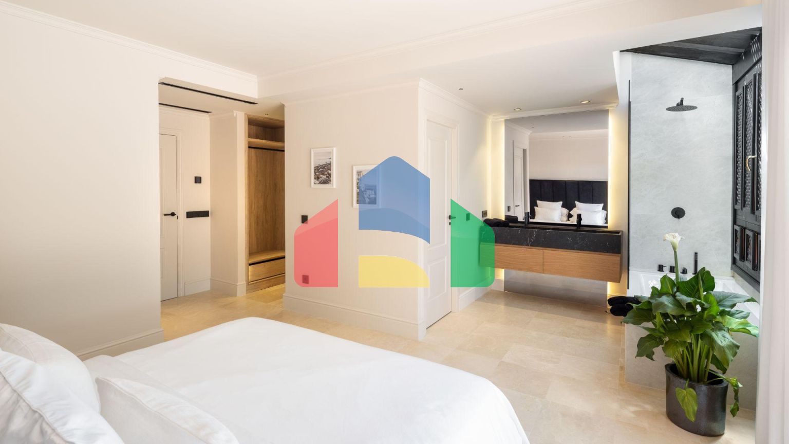 Очаровательная вилла с потрясающим интерьером на Золотой миле