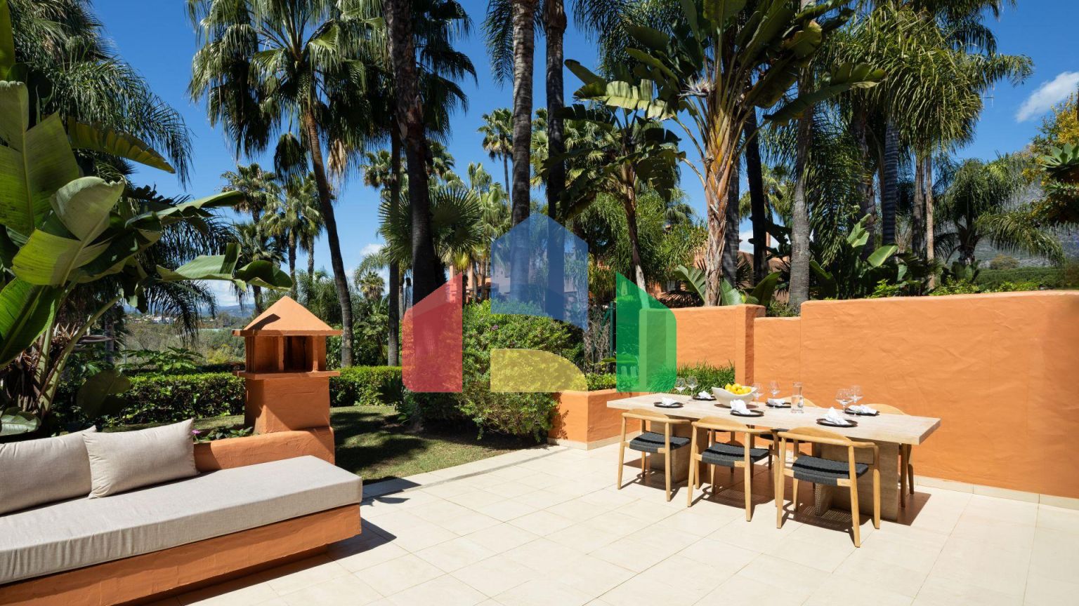 Очаровательная вилла с потрясающим интерьером на Золотой миле