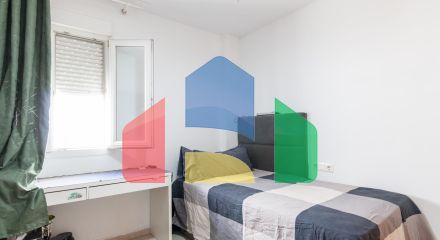 Просторная Квартира с 3 Спальнями и Великолепным Видами в Ла Кампана, Марбелья