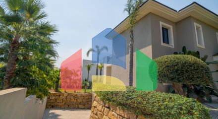 Роскошная Вилла на Продажу в Престижном Районе Los Flamingos