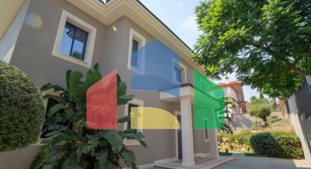 Роскошная Вилла на Продажу в Престижном Районе Los Flamingos