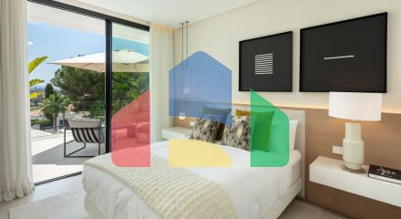 Роскошная современная вилла с панорамными видами в престижной долине гольфа Новой Андалусии