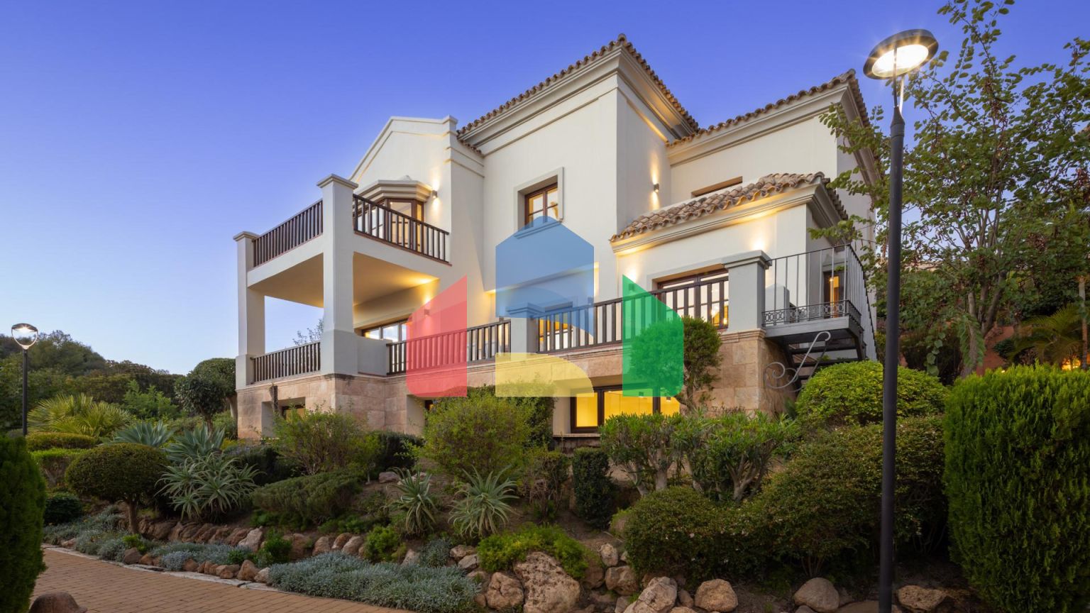 Вилла на Золотой миле в Марбелье, Марбелья