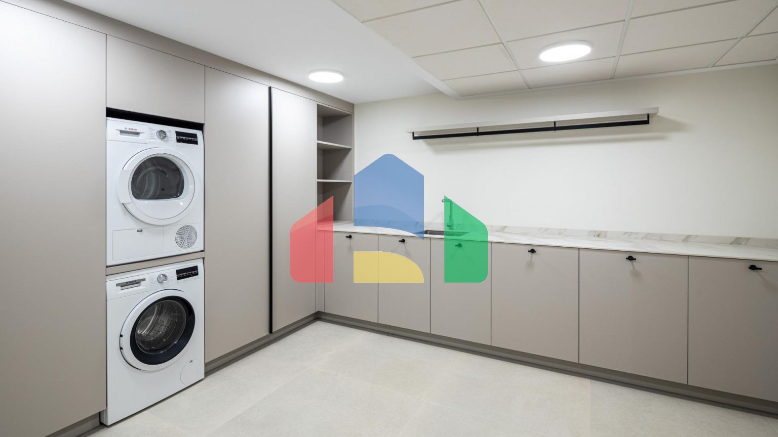 Вилла на Золотой миле в Марбелье, Марбелья