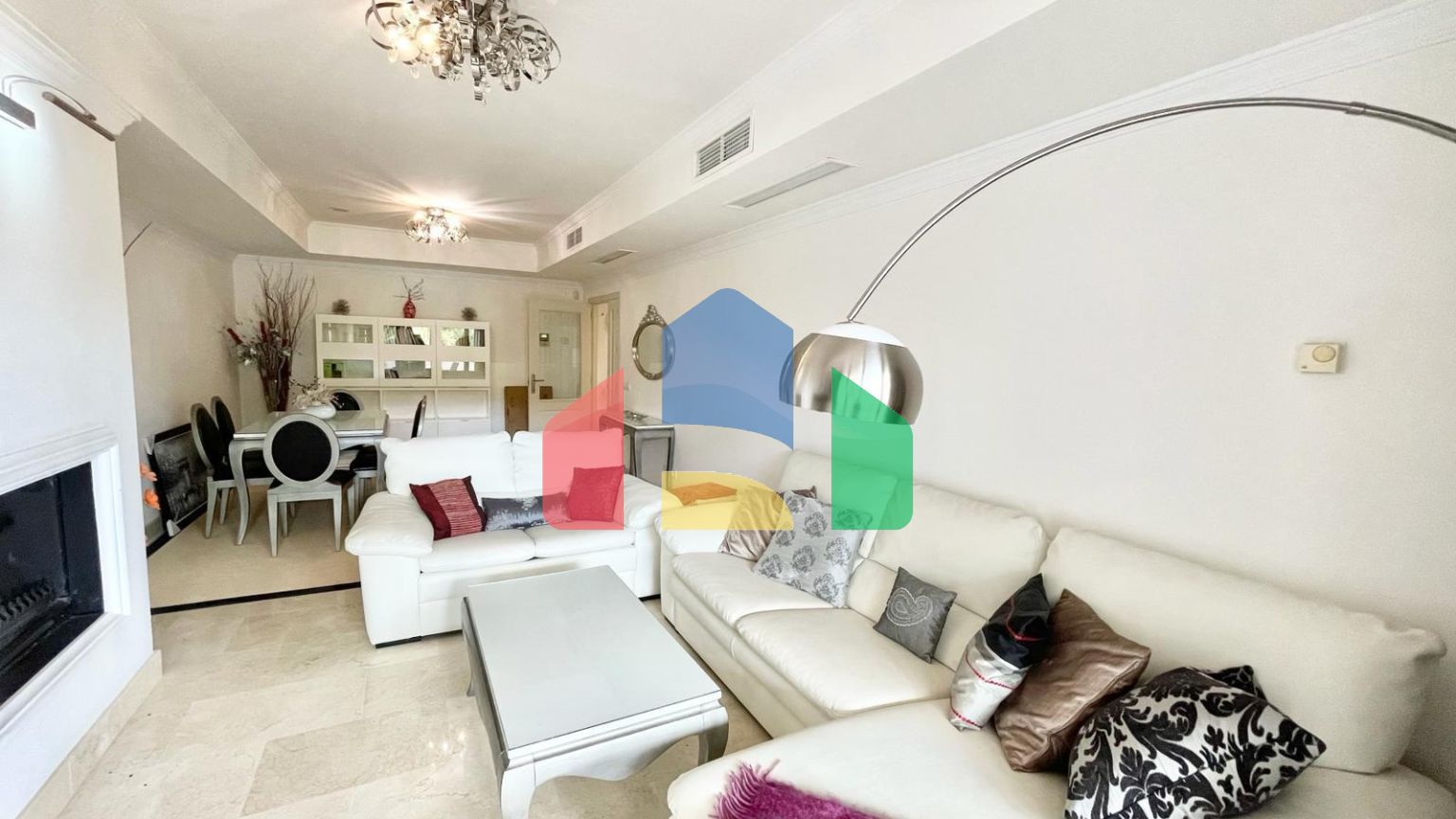 Квартира на первом этаже с частным садом на Золотой Миле