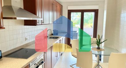 Квартира на первом этаже с частным садом на Золотой Миле