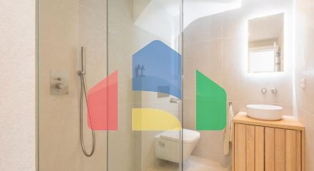 Недавно отремонтированный двухуровневый пентхаус