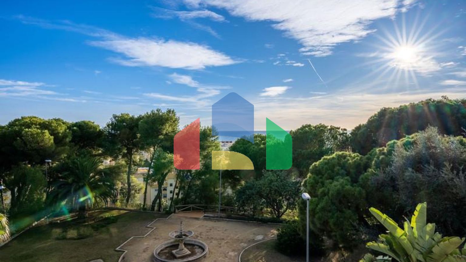 Просторная  вилла в центре Марбельи, в превосходном месте в районе Уэрта Белон.