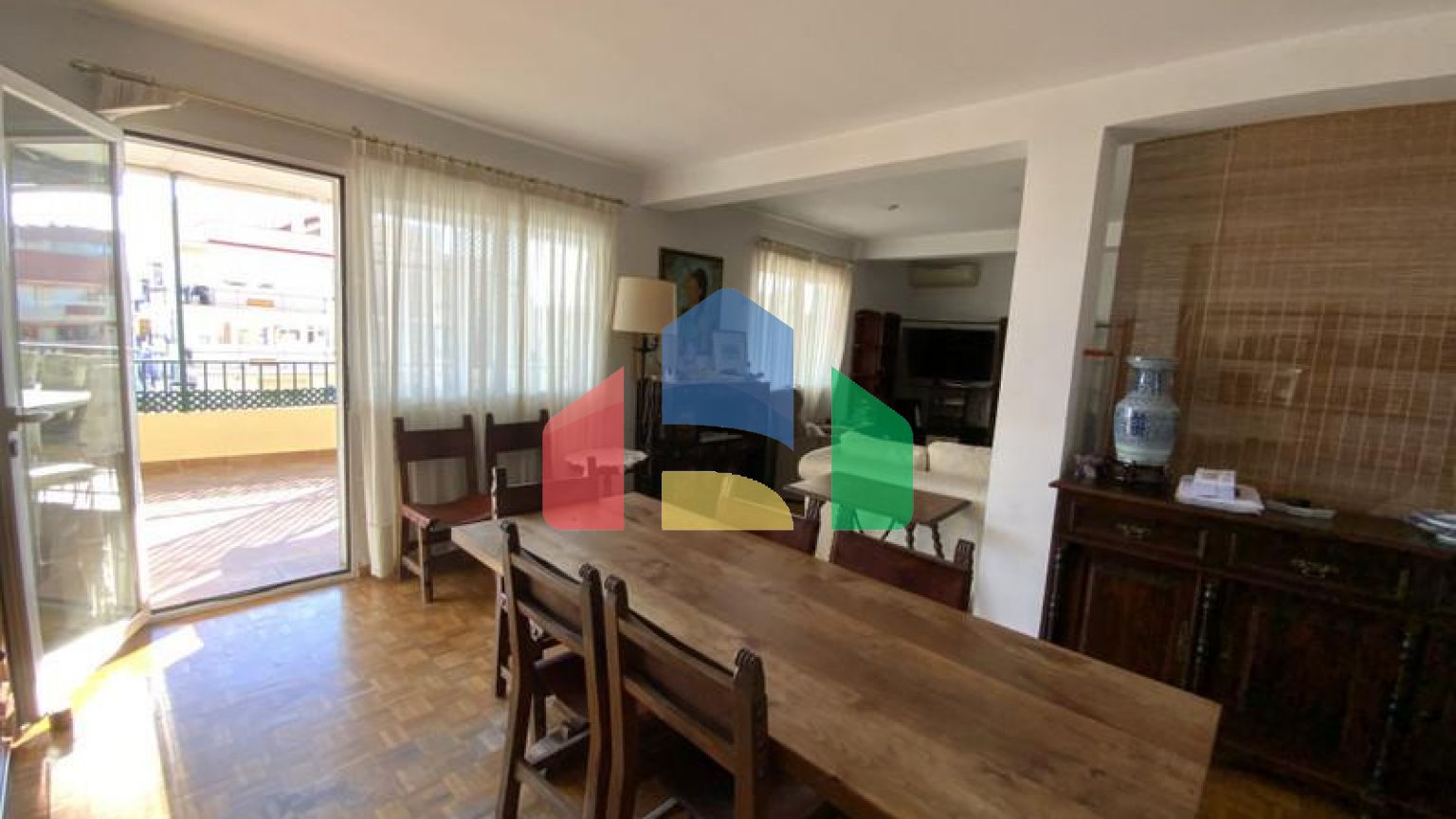 Пентхаус в центре Марбельи с панорамным видом Пентхаус в центре Марбельи с панорамным видом