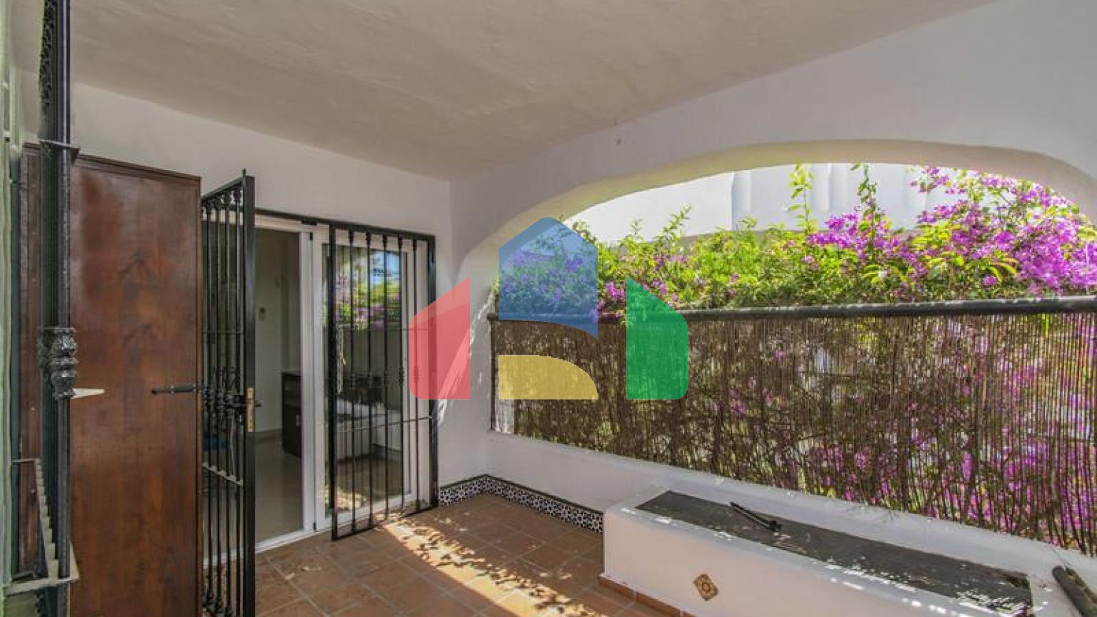 Квартира на первом этаже на продажу в Новой Андалусии