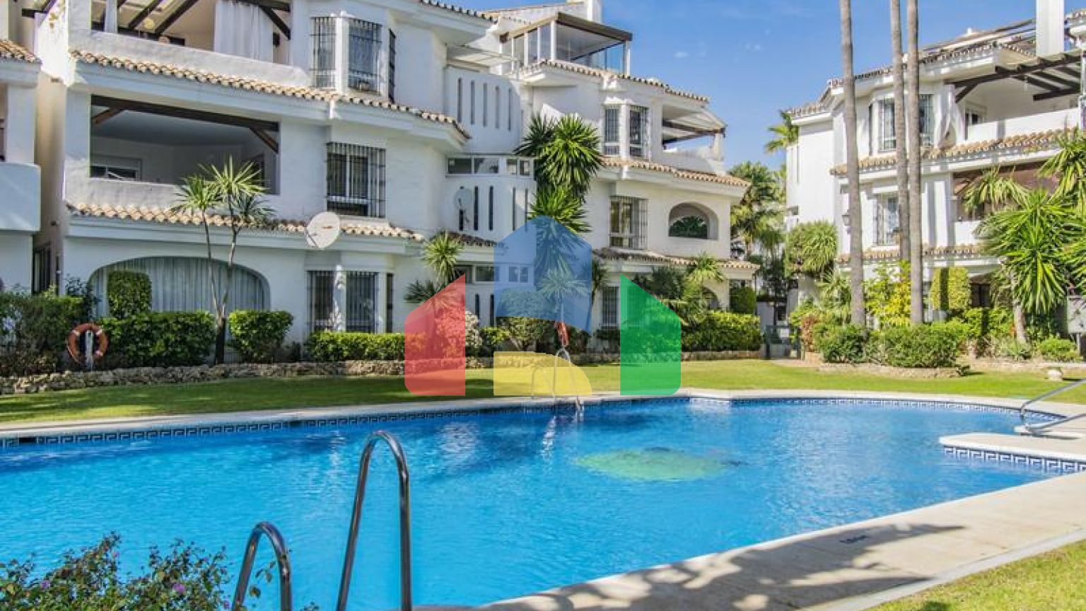 Квартира на первом этаже на продажу в Новой Андалусии