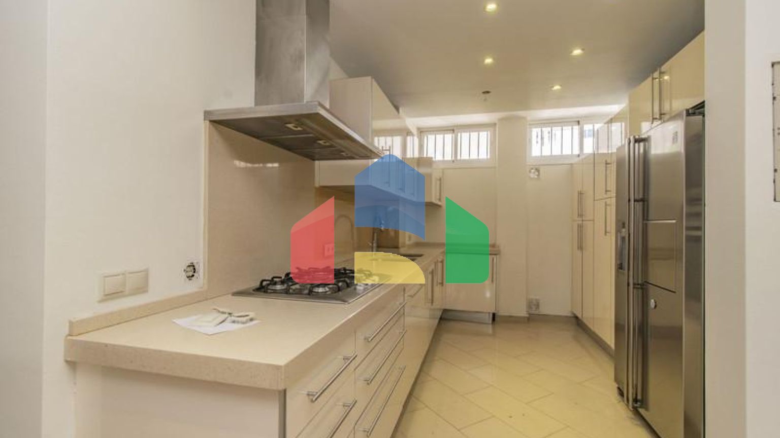 Квартира на первом этаже на продажу в Новой Андалусии