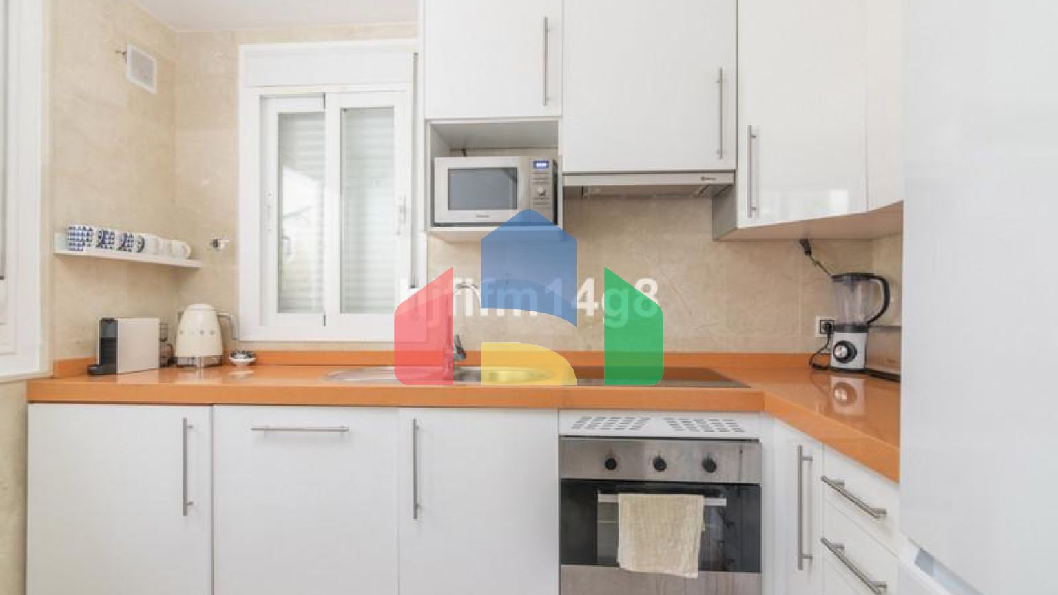 Квартира на первом этаже на продажу в Новой Андалусии