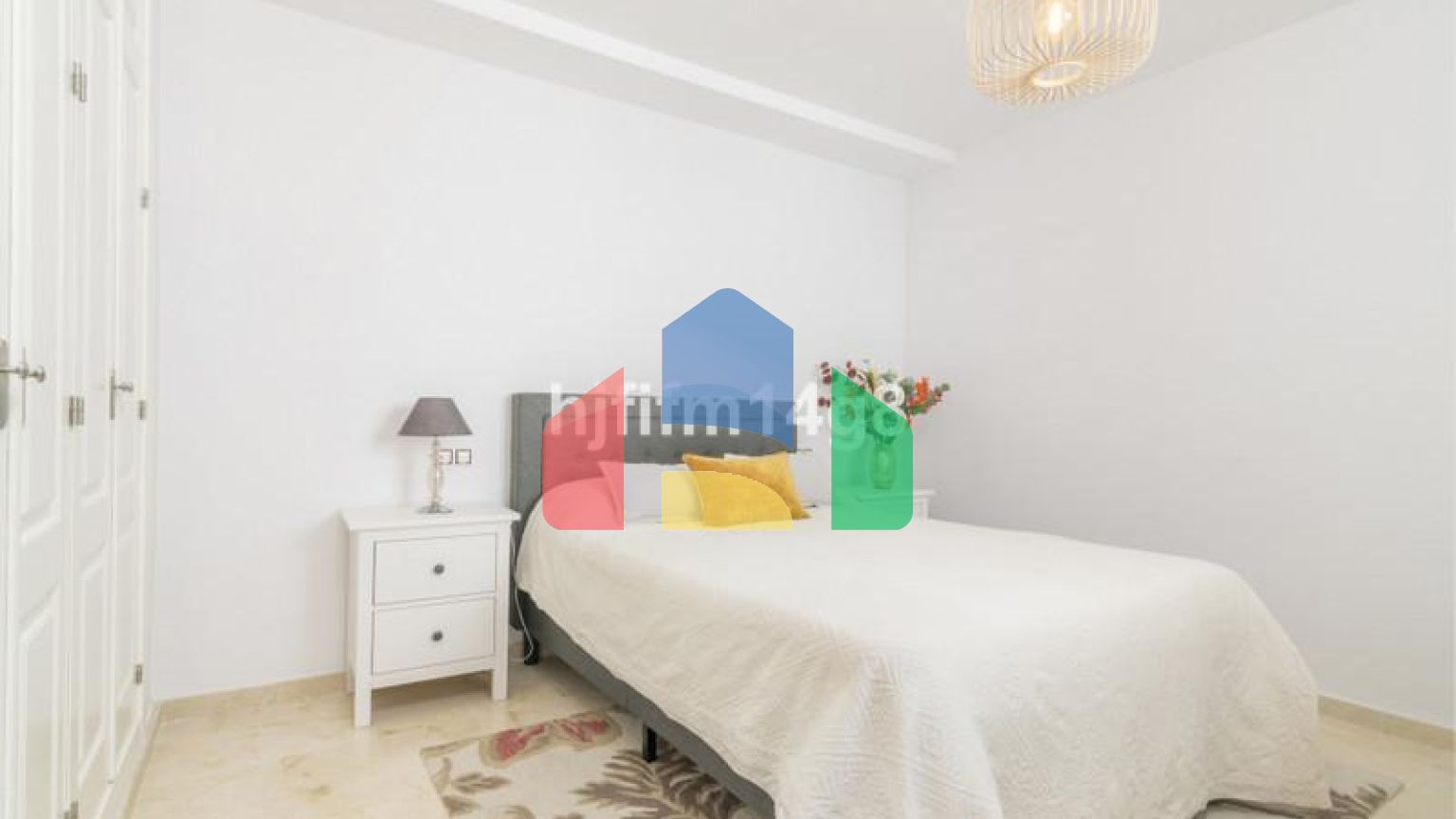 Квартира на первом этаже на продажу в Новой Андалусии