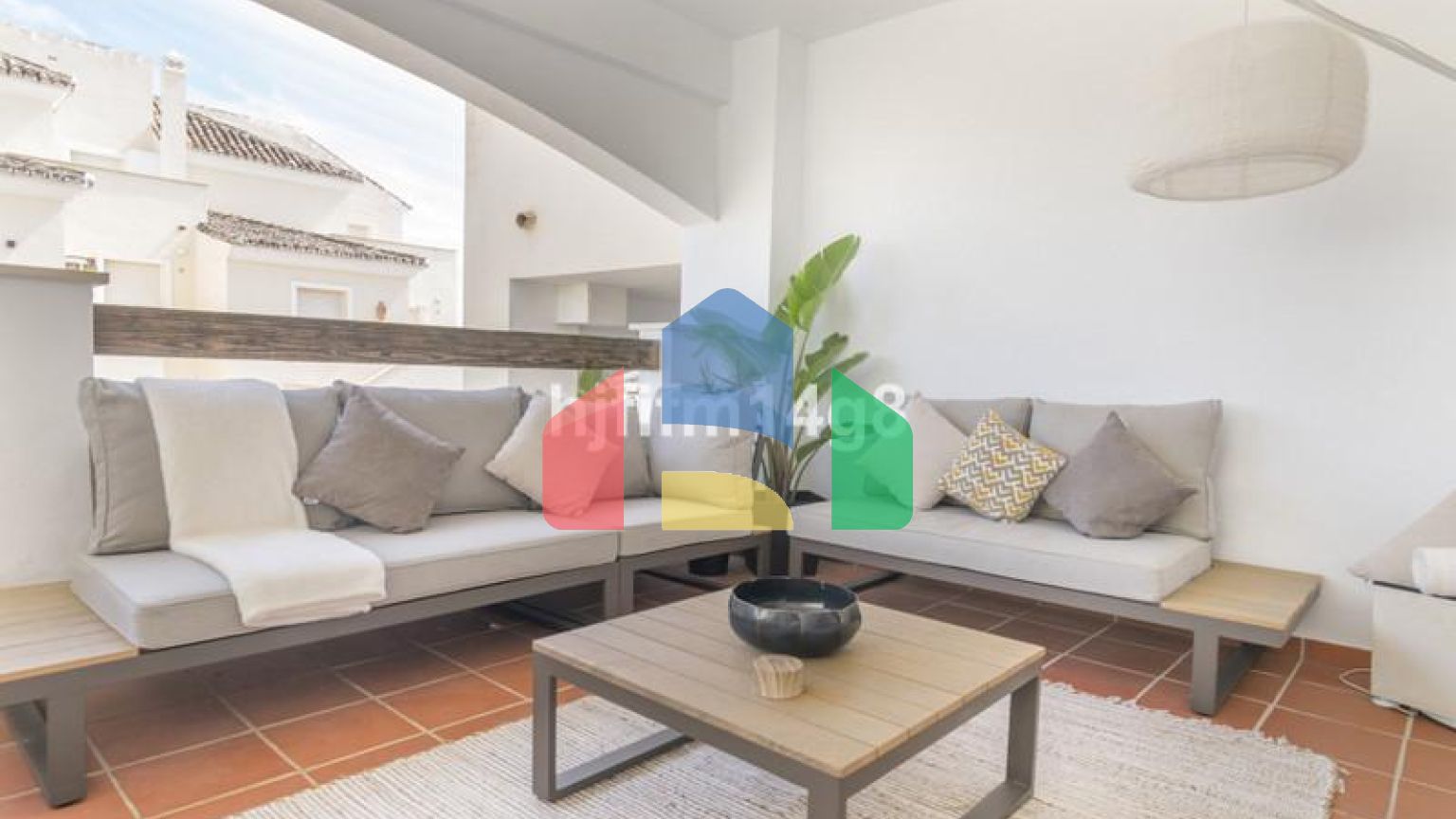 Квартира на первом этаже на продажу в Новой Андалусии