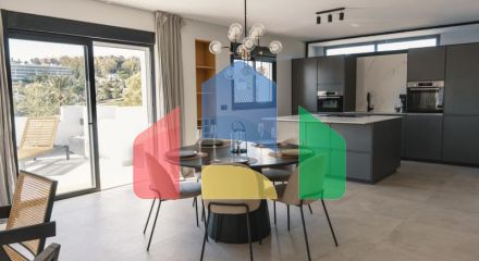 Пентхаус с 3 спальнями и потрясающим видом на гольф и горы в Новой Андалусии