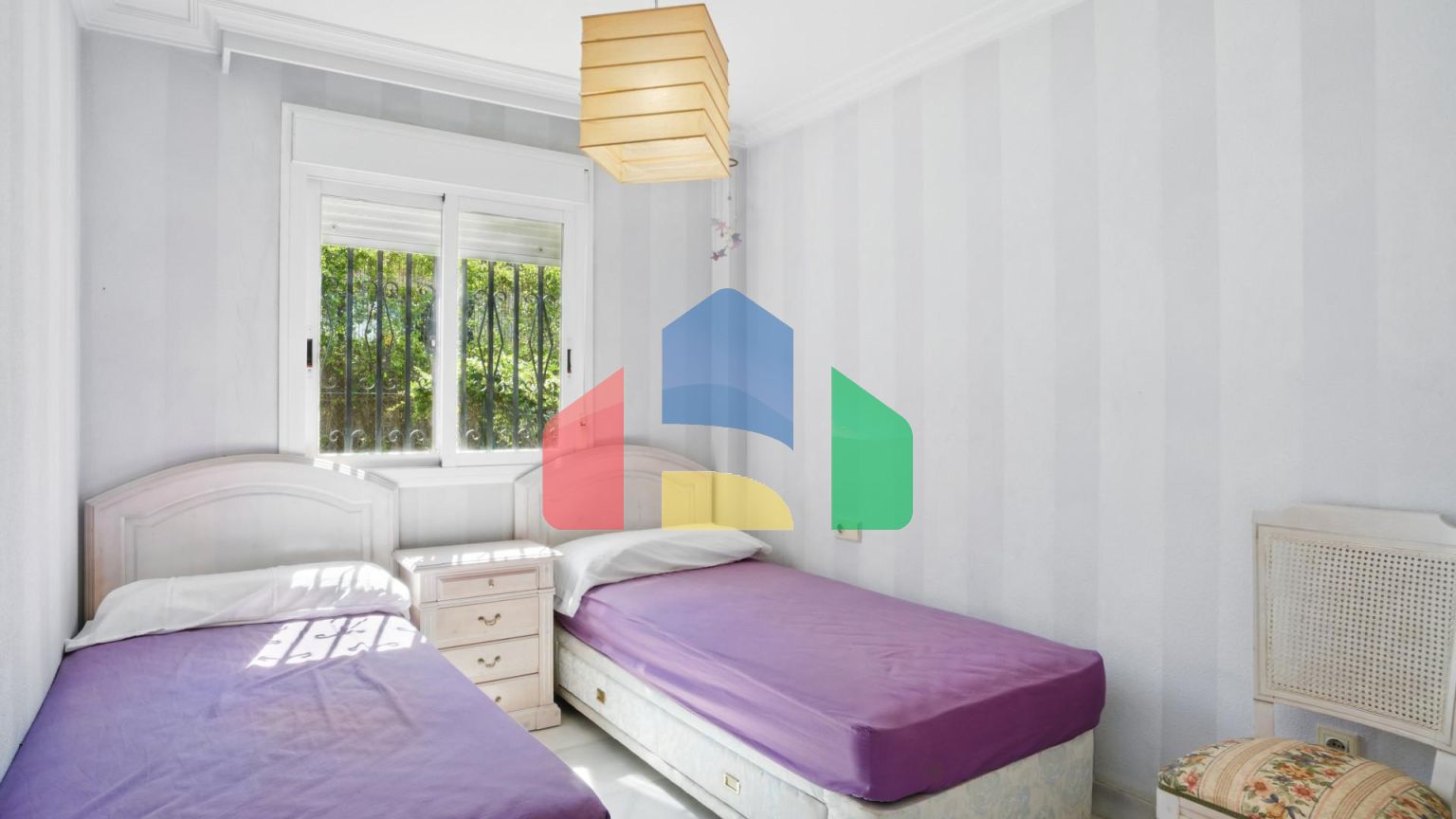 Очаровательные апартаменты с 3 спальнями и садом в престижном районе Золотой Мили, Марбелья