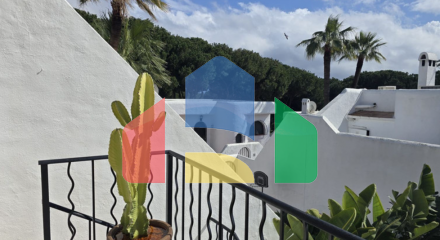 Beautiful south-west facing 2-bedroom townhouse located in charming Cabopino, Marbella