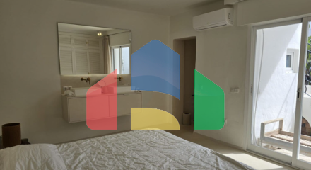 Прекрасный таунхаус с двумя спальнями, ориентированный на юго-запад, расположенный в очаровательном Кабопино, Марбелья