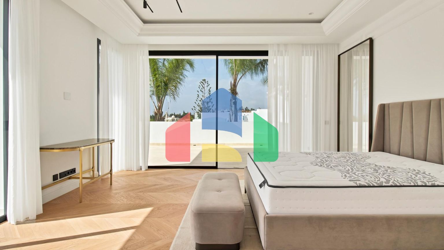 Прекрасные виллы с 6 спальнями в привилегированной зоне Золотой Мили