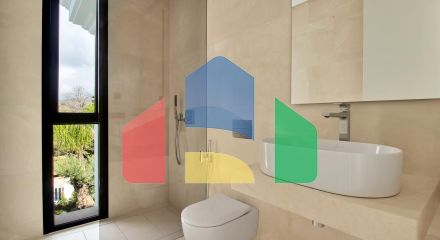 Прекрасные виллы с 6 спальнями в привилегированной зоне Золотой Мили