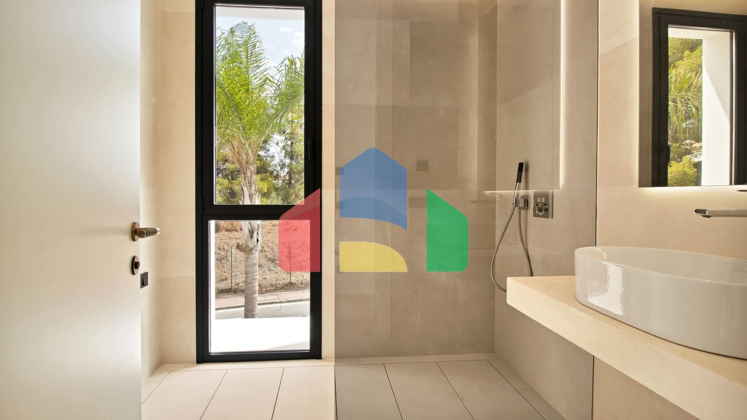 Прекрасные виллы с 6 спальнями в привилегированной зоне Золотой Мили