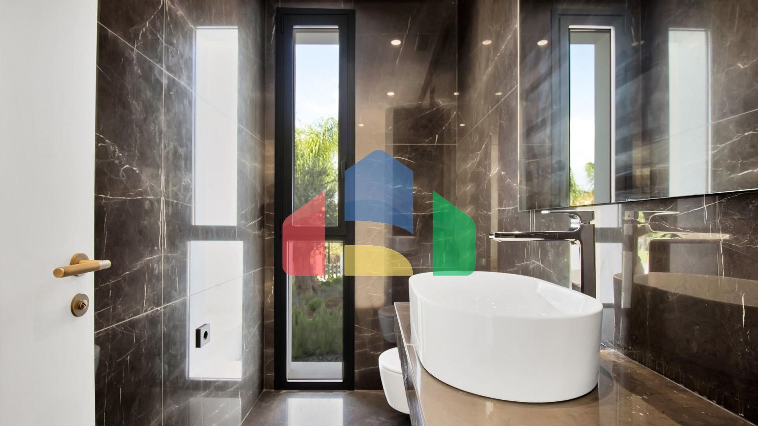 Прекрасные виллы с 6 спальнями в привилегированной зоне Золотой Мили