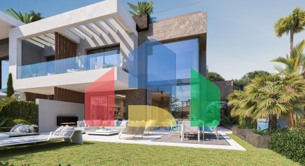 Exclusive 4 bedroom semi-detached house with sea views in Marbella and private pool