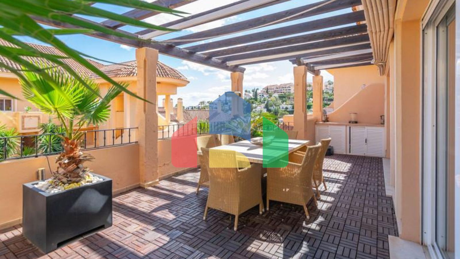 Квартира на верхнем этаже в Новой Андалусии