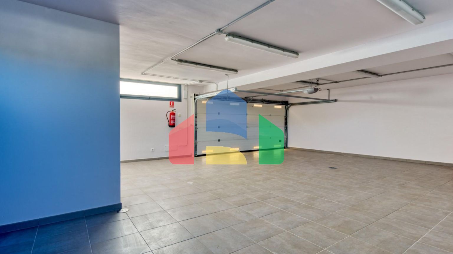 Современная вилла с 4 спальнями в Haza del Conde, Нуэва-Андалусия, Марбелья