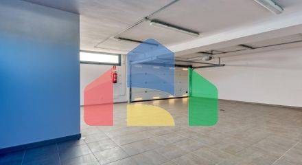 Современная вилла с 4 спальнями в Haza del Conde, Нуэва-Андалусия, Марбелья