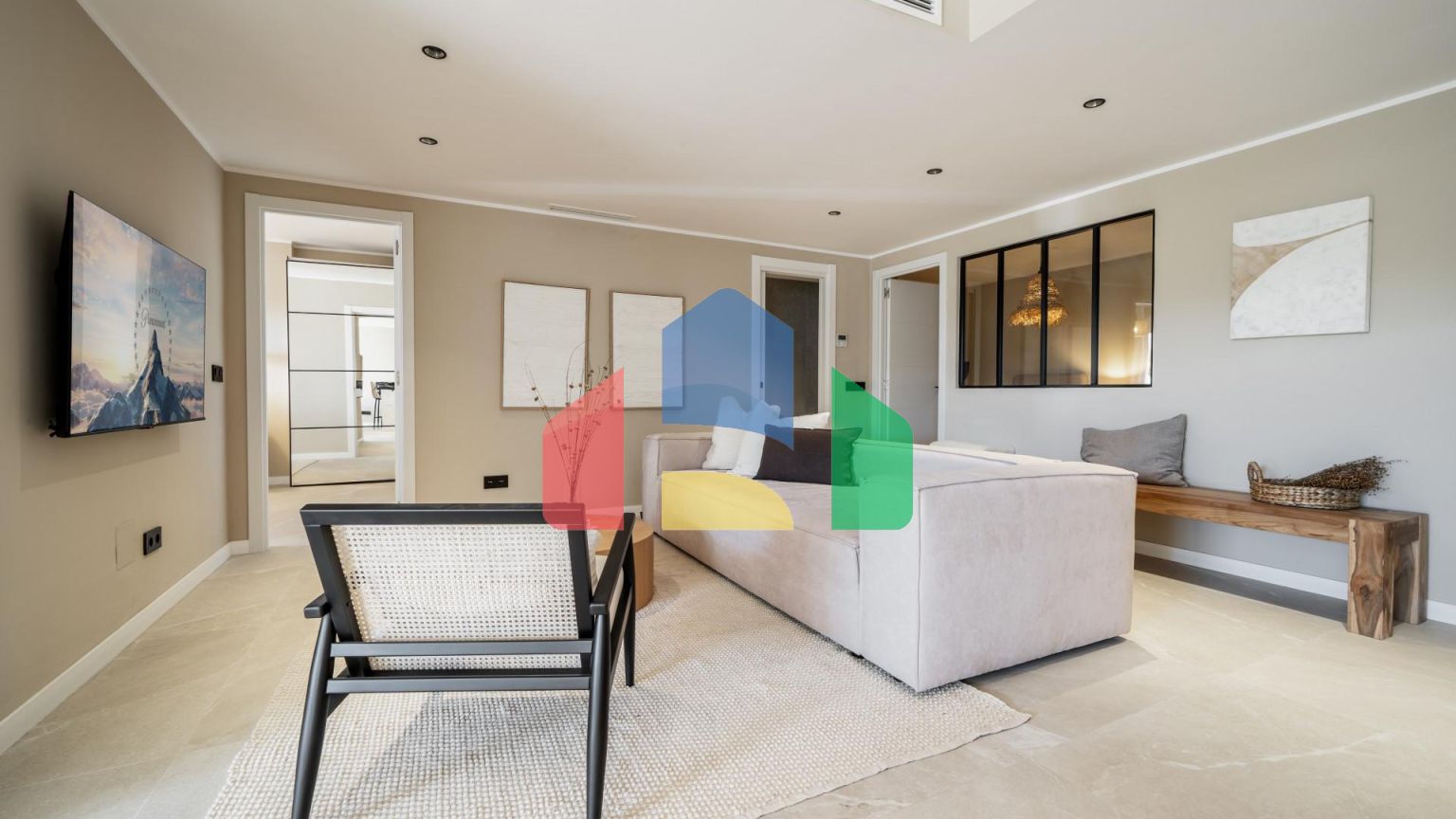 Tranquil Скандинавско-вдохновенная квартира в Нуева Андалусия