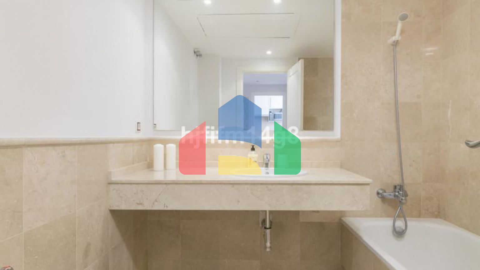 Квартира на первом этаже на продажу в Новой Андалусии, Марбелья