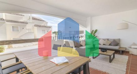 Квартира на первом этаже на продажу в Новой Андалусии, Марбелья