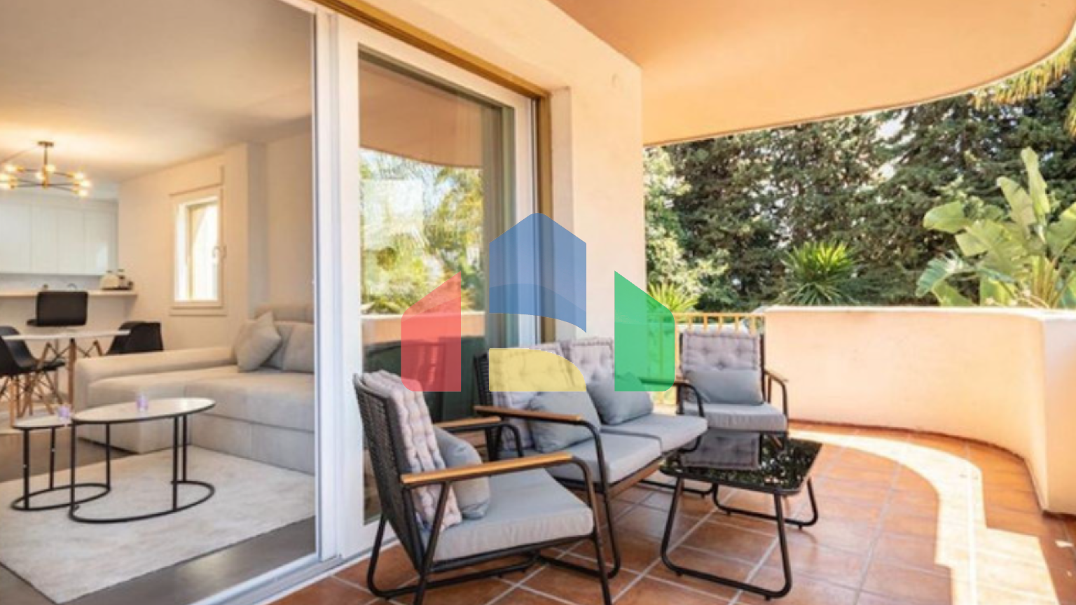 Квартира с 2 спальнями на продажу в Пуэрто-Банусе