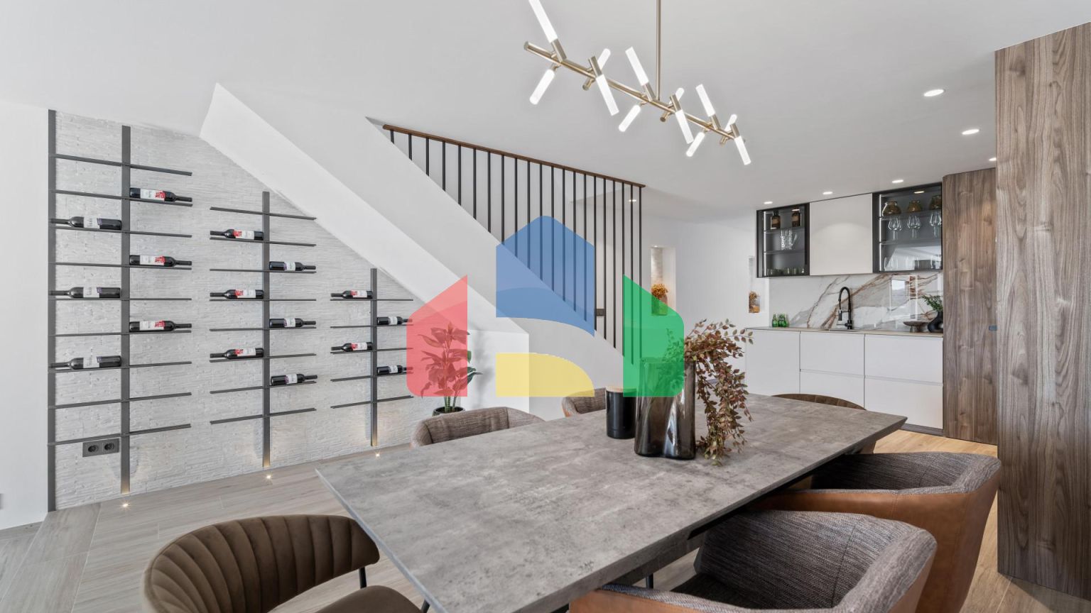 Изысканный таунхаус с 3 спальнями в самом сердце Нуэва-Андалусии, район Алоха