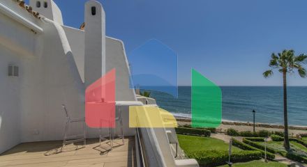 Роскошный дом у моря на Золотой Миле с потрясающим видом на море